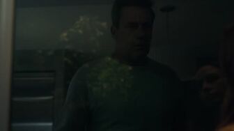 Your Friends and Neighbors S02E07 Out East 1080p ATVP WEB-DL DDP5 1 Atmos H 264-Kitsune